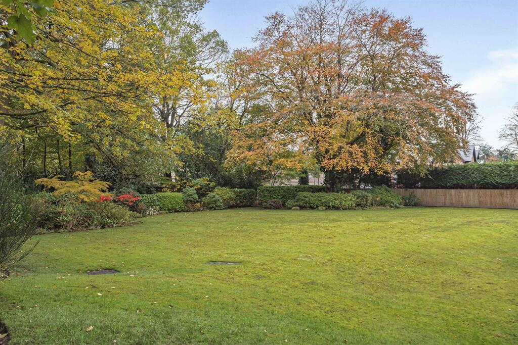 2 bedroom apartment for sale in West Lynn, Devisdale Road, Altrincham, WA14